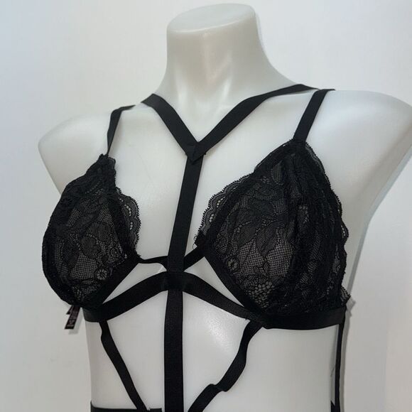 Sold out - Picture 2 of 5